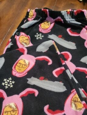 Unisex Set Of 2 Black Fleece Pajama Pants with Pink Character Print LARGE/MEDIUM